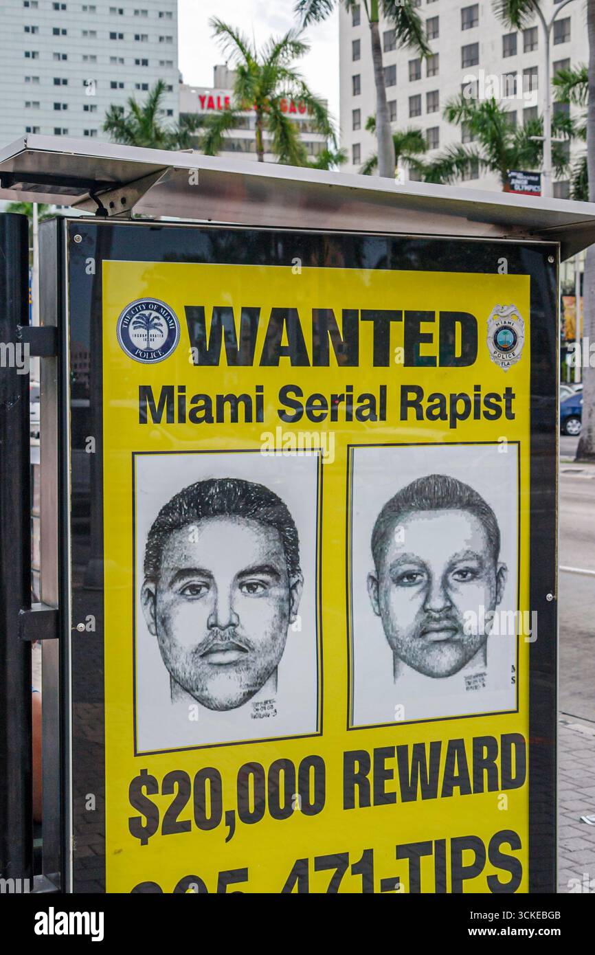 Miami Florida, affiche panneau d'affichage série violeur recherché, crime criminel croquis ressemblance récompense offerte, Banque D'Images