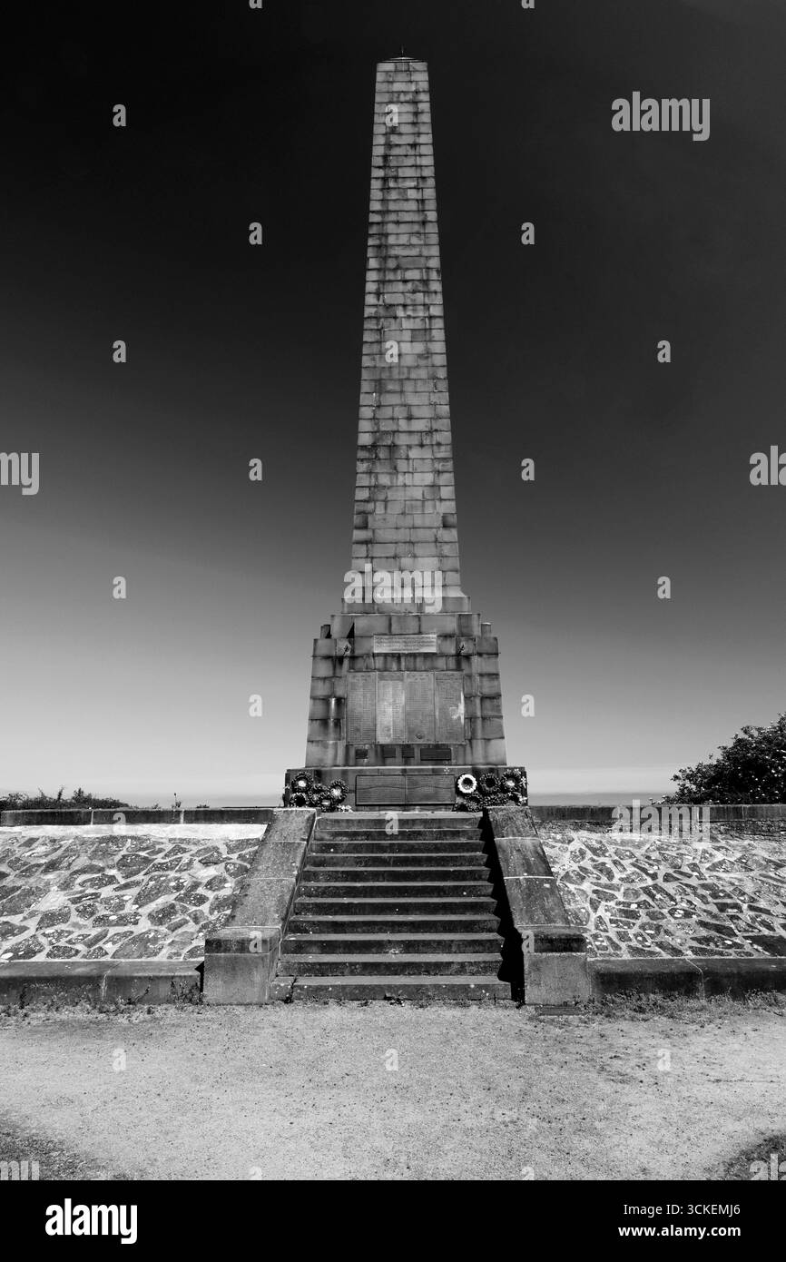Le monument commémoratif de la guerre à Olivers point, ville de Scarborough, North Yorkshire, Angleterre, Royaume-Uni Banque D'Images