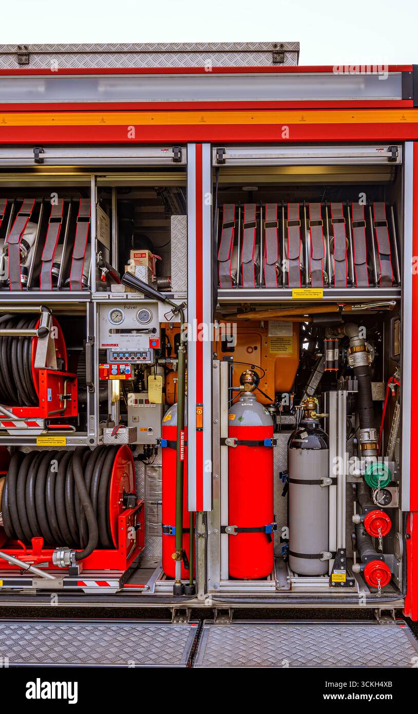 Vue rapprochée des compartiments d'appareils d'incendie Banque D'Images