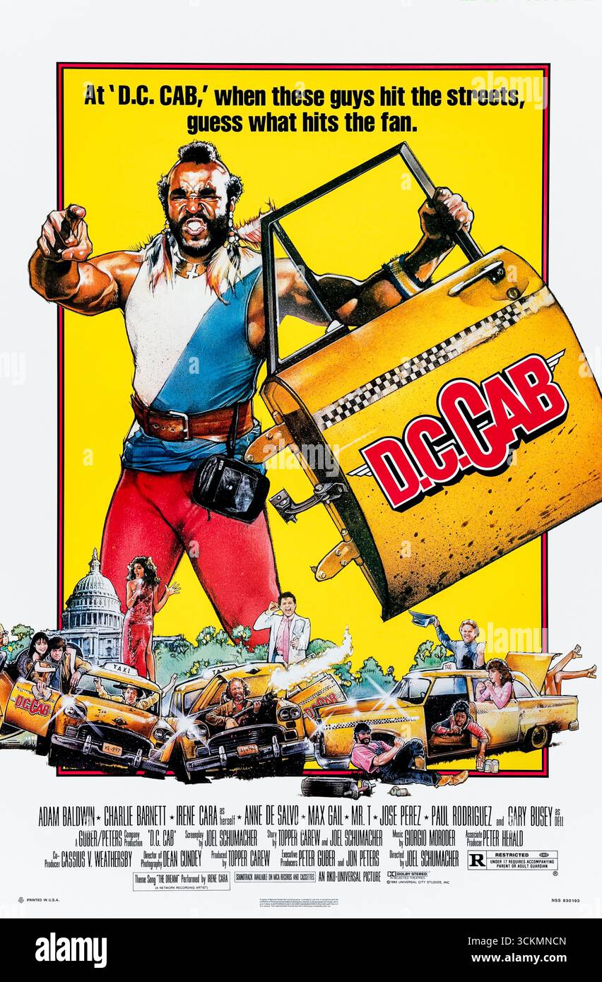 D.C. Cab (1983) réalisé par Joel Schumacher et mettant en vedette Max Gail, Adam Baldwin et Mr. T. Un jeune nouveau venu inspire une équipe de taxis ragtag de Washington D.C. pour revitaliser leur compagnie de taxi en difficulté, forgeant la camaraderie au milieu du chaos. Photographie d'une affiche américaine originale de 1983 À USAGE ÉDITORIAL EXCLUSIF. Crédit : BFA / Universal Pictures Banque D'Images