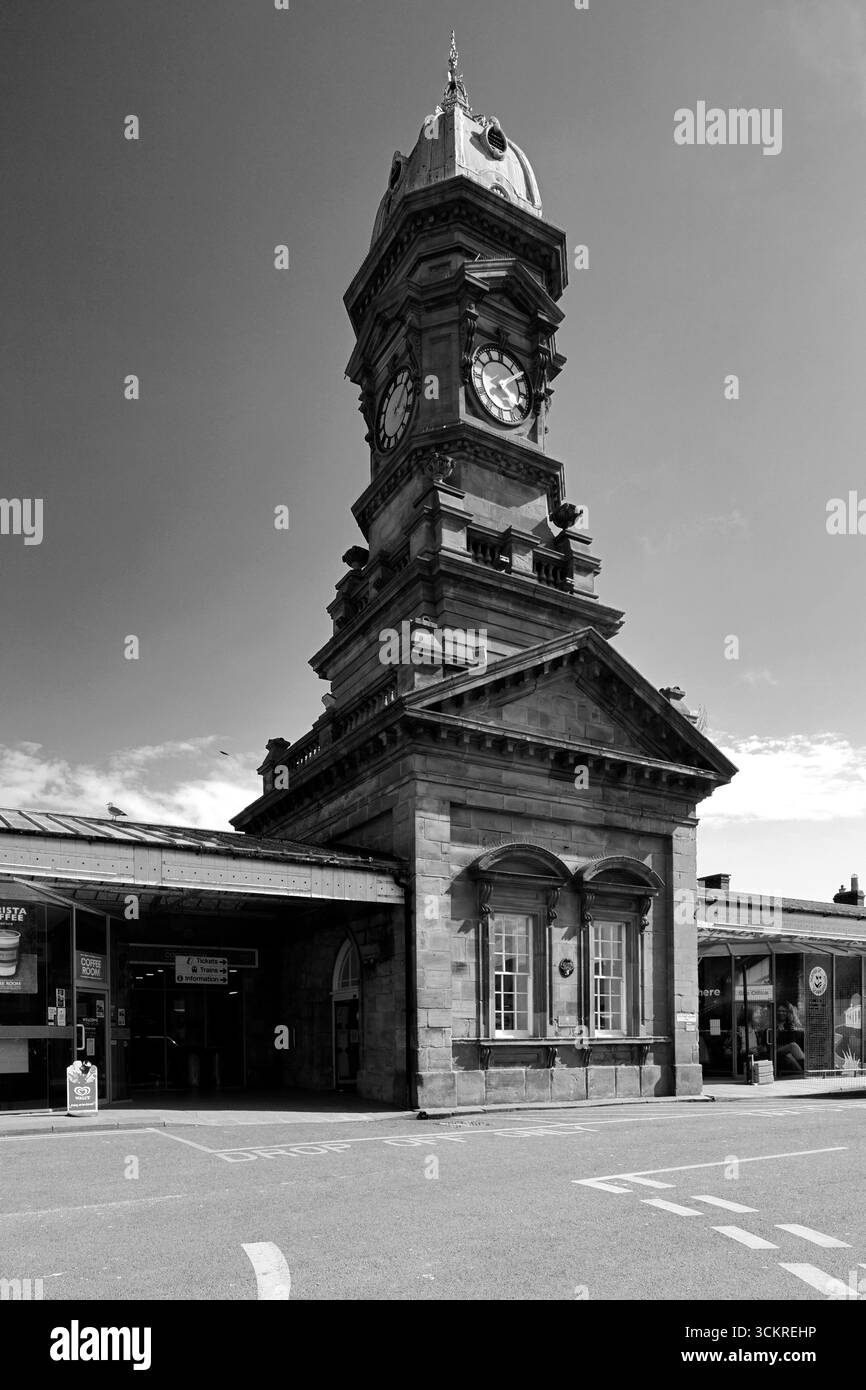 La gare de Scarborough, Yorkshire, Angleterre, Royaume-Uni Banque D'Images