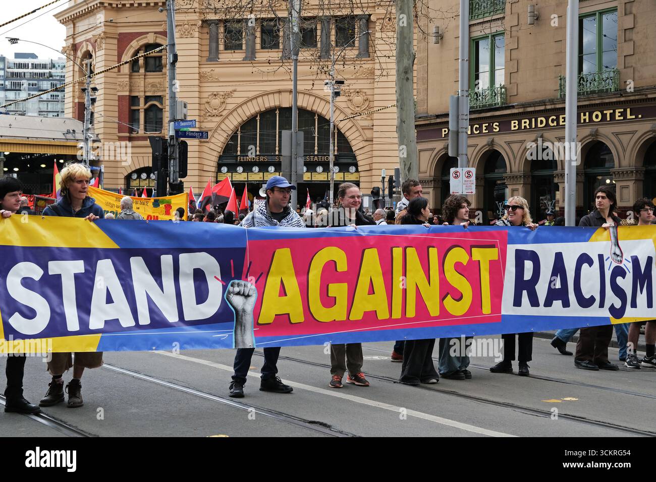 Manifestation contre le racisme dans le centre de Melbourne, Victoria, Australie. Banque D'Images