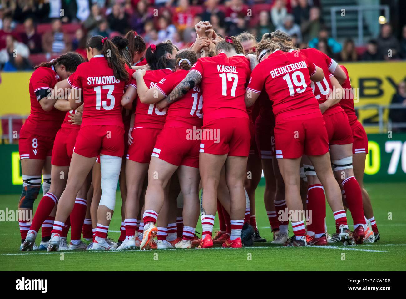 Bristol, Royaume-Uni, 13 septembre 2025 le Canada se caucus avant le quart de finale 2 contre l'Australie dans la Coupe du monde de rugby féminin, Ashton Gate, Bristol, Royaume-Uni. Alex Williams / Alamy Live News Banque D'Images