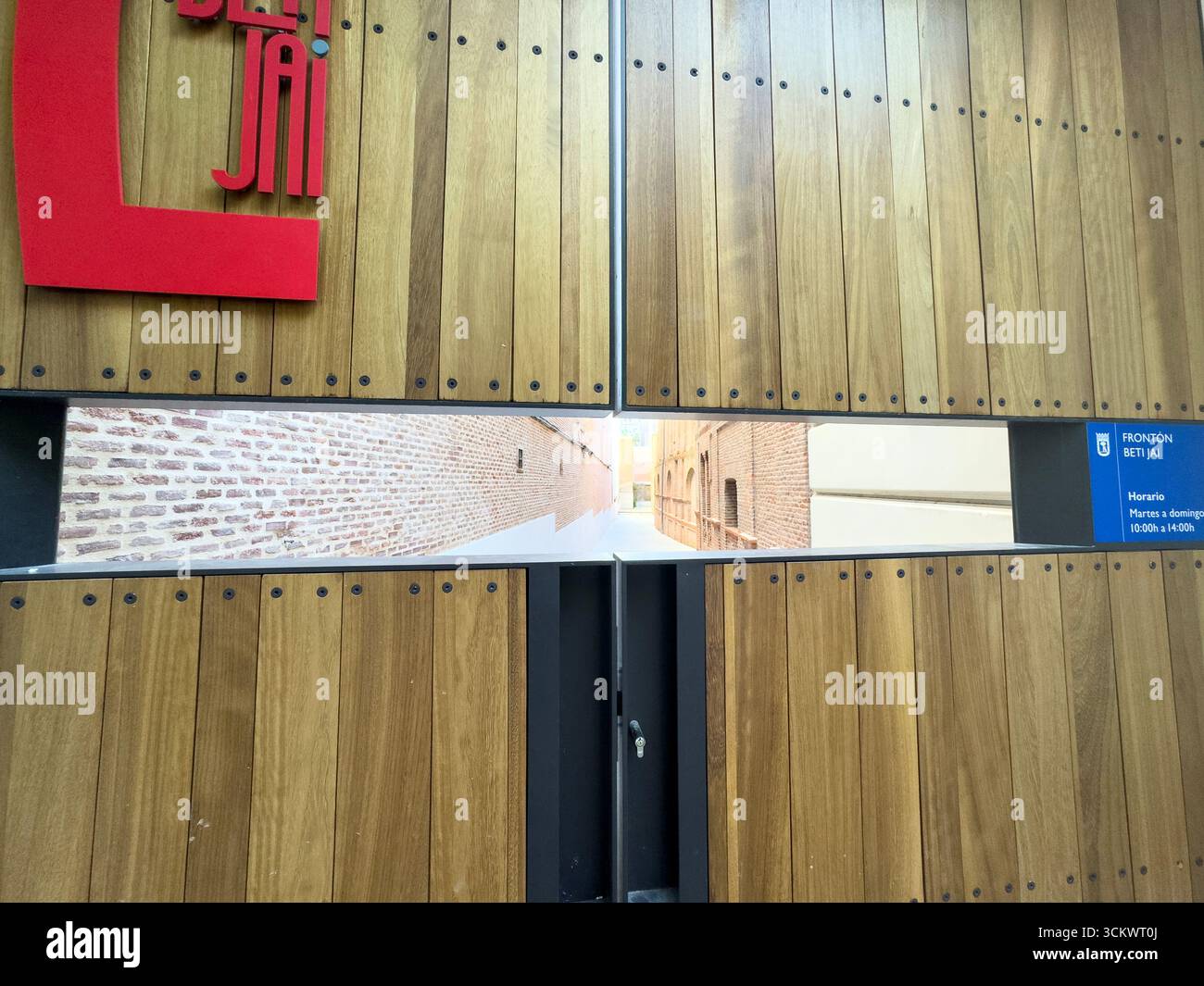 Entrée à Frontón Beti Jai, Calle marques de Riscal, Chamberi, Madrid, Espagne Banque D'Images