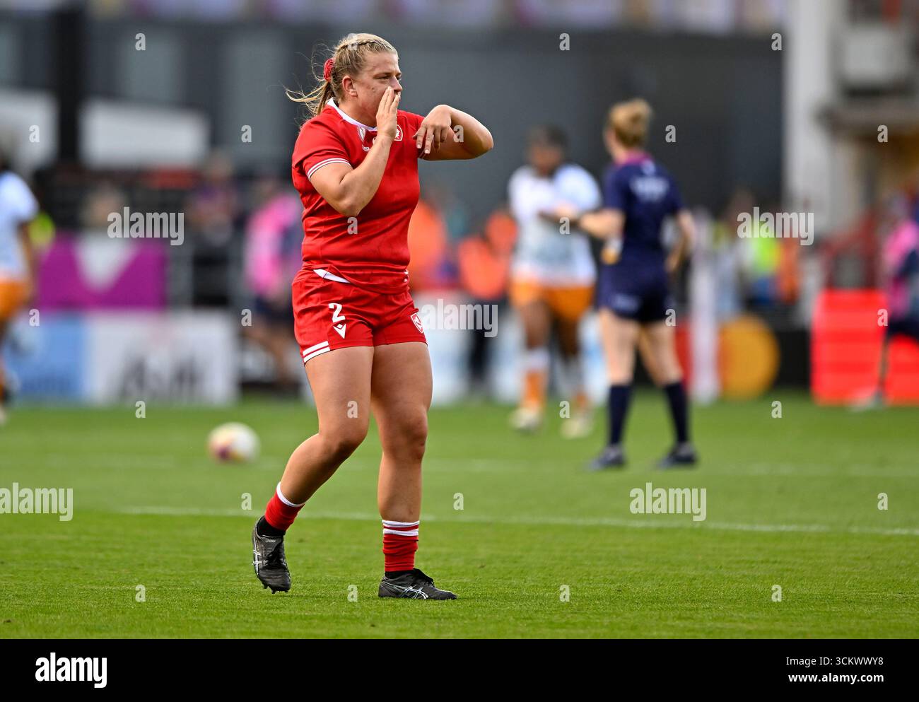 Bristol, Royaume-Uni. 13 septembre 2025. Coupe du monde de rugby pour femme. Canada V Australie. Stade Ashton Gate. Bristol. Emily Tuttosi (Canada) lors du match de rugby Canada V Australia Womens World Cup Quarter final 2. Crédit : Sport in Pictures/Alamy Live News Banque D'Images