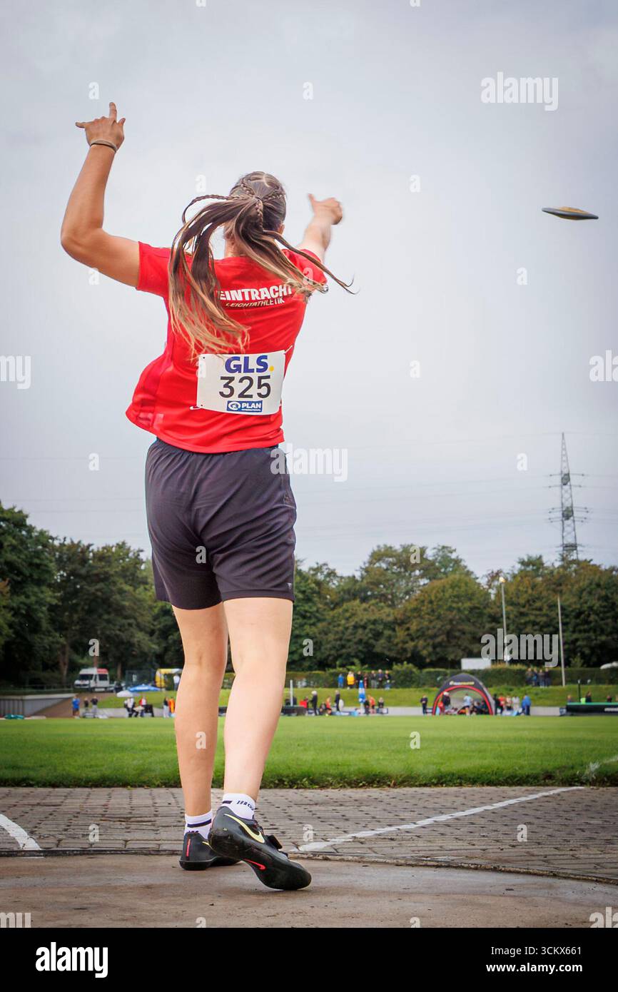 Julia Rress (Eintracht Frankfurt e.V.) ; Deutsche Team-Meisterschaften U16/U20 AM 13.09.2025 in der Fritz-Jacobi-Anlage, Leverkusen (Rhénanie du Nord-Westphalie). Banque D'Images