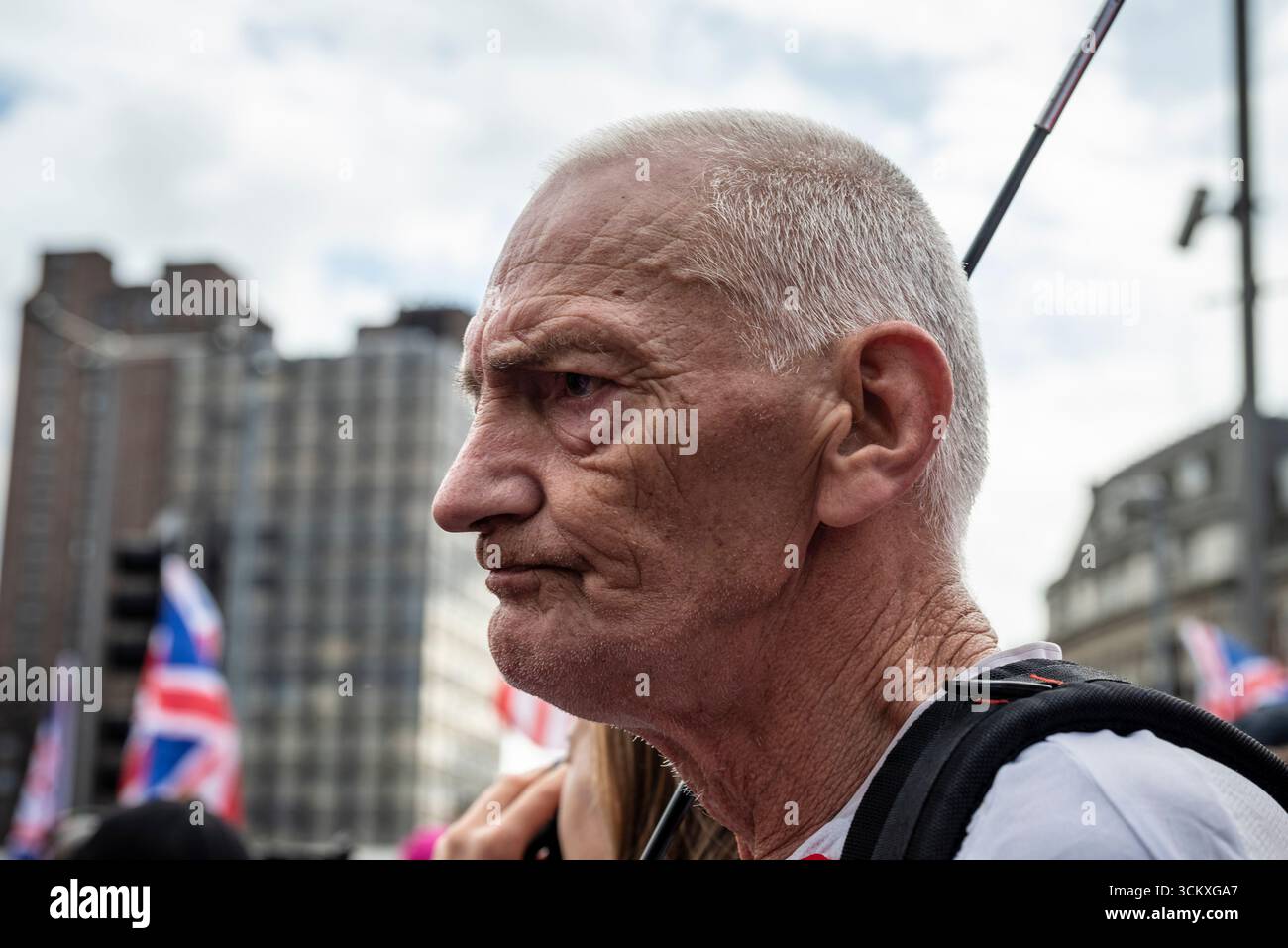la marche "unissez le Royaume" dirigée par Tommy Robinson rassemble des centaines de milliers de manifestants dans le centre de Londres, Angleterre, Royaume-Uni, le 13 septembre 2025 Banque D'Images