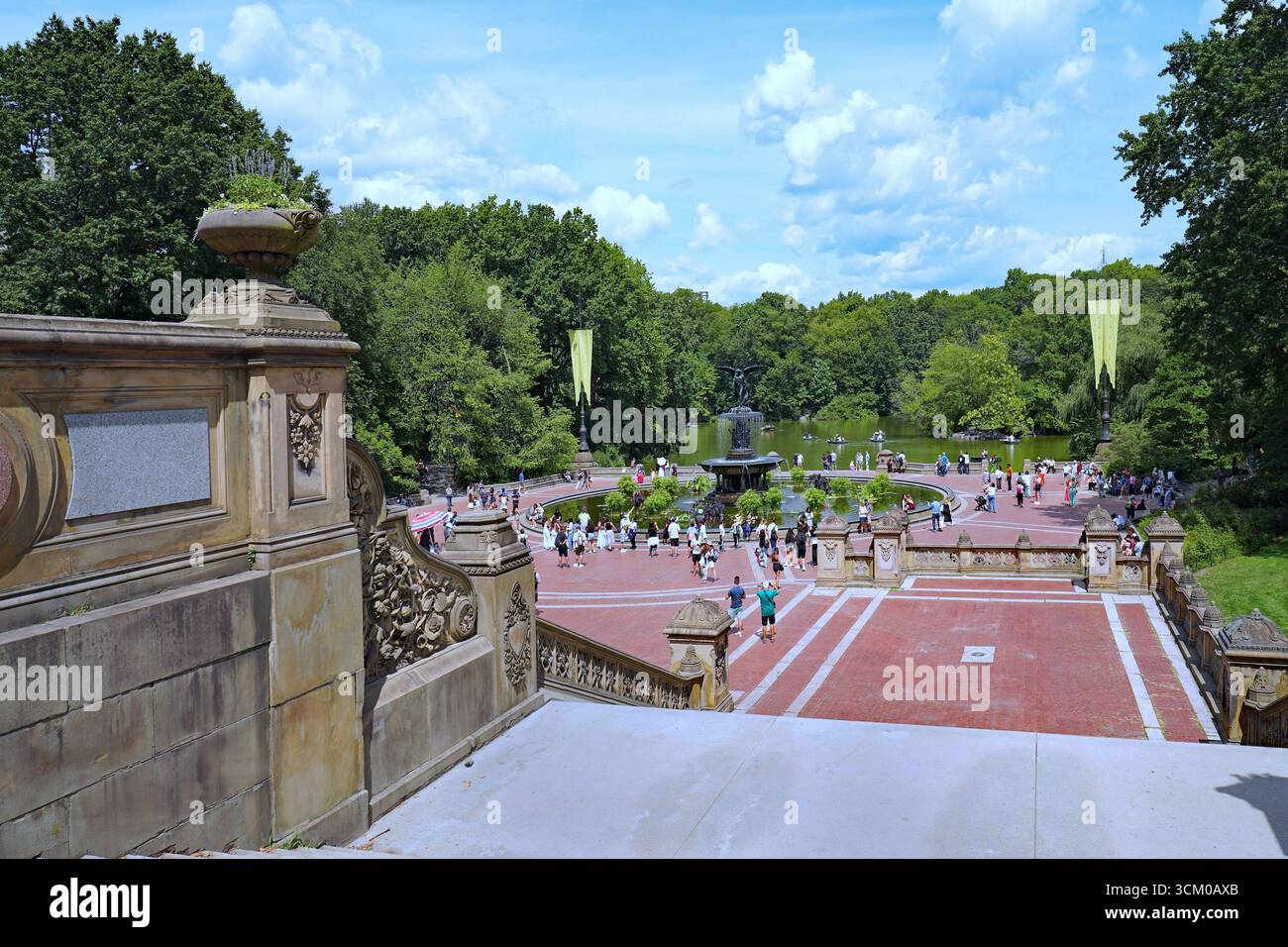 Bethesda Terrace and Fountain dans Central Park à New York, construit dans les années 1860 Banque D'Images