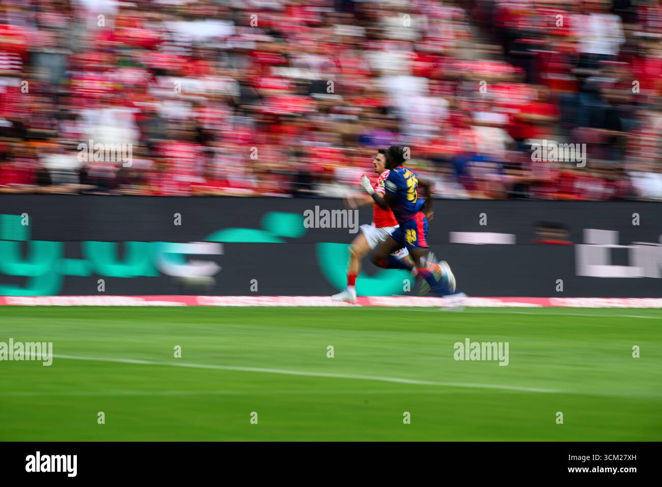 MAINZ, ALLEMAGNE - 13 SEPTEMBRE 2025 : - le match de la Bundesliga 1. FSV Mainz 05 vs RB Leipzig à Mewa Arena. Banque D'Images