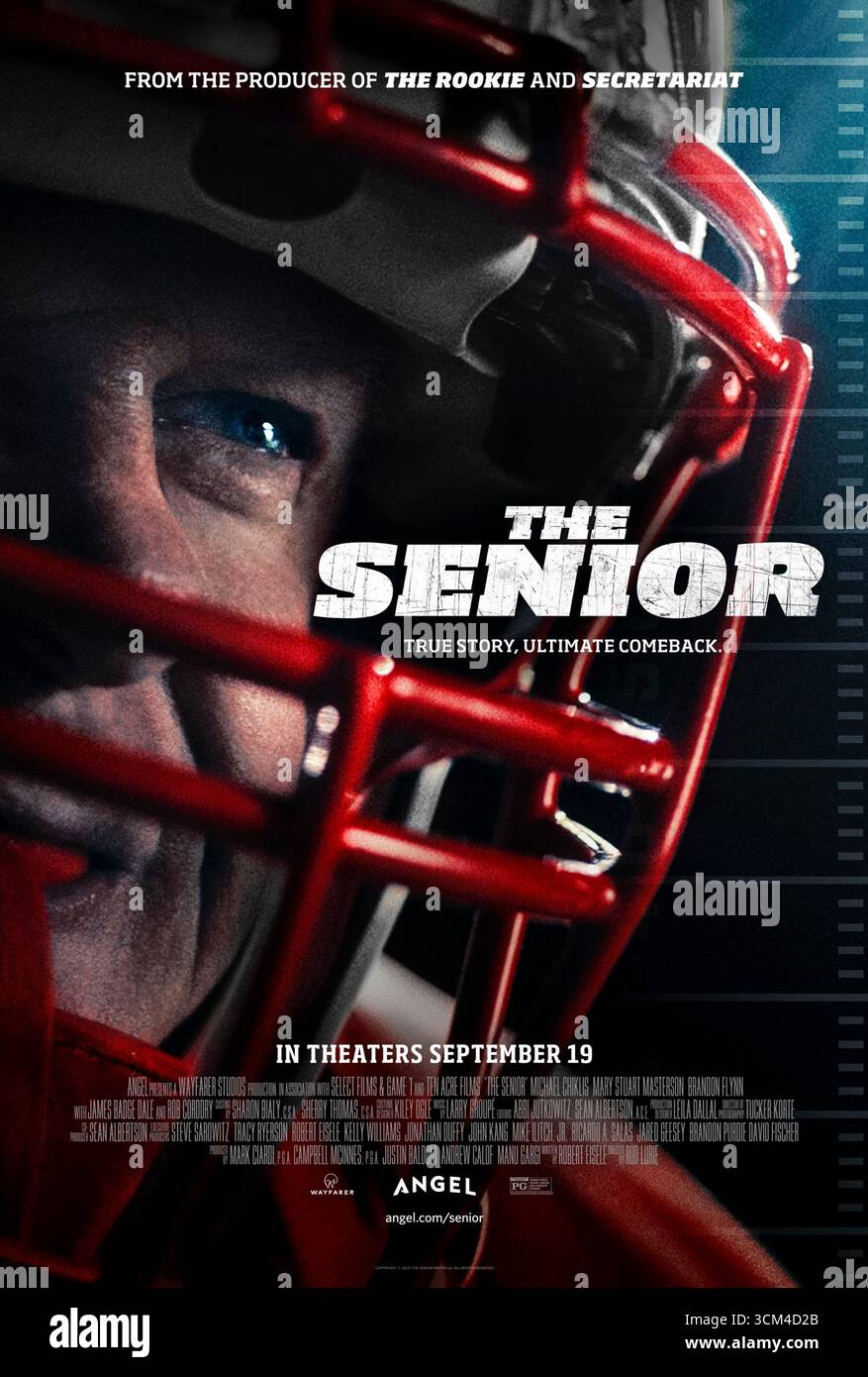 The Senior (2023) réalisé par Rod Lurie et mettant en vedette Michael Chiklis, Patrick Warburton et Neal McDonough. Inspiré par une histoire vraie, un homme de 59 ans poursuit son rêve de toute une vie de jouer au football universitaire. Affiche AMÉRICAINE À une feuille POUR USAGE ÉDITORIAL UNIQUEMENT. Crédit : BFA / Angel Banque D'Images