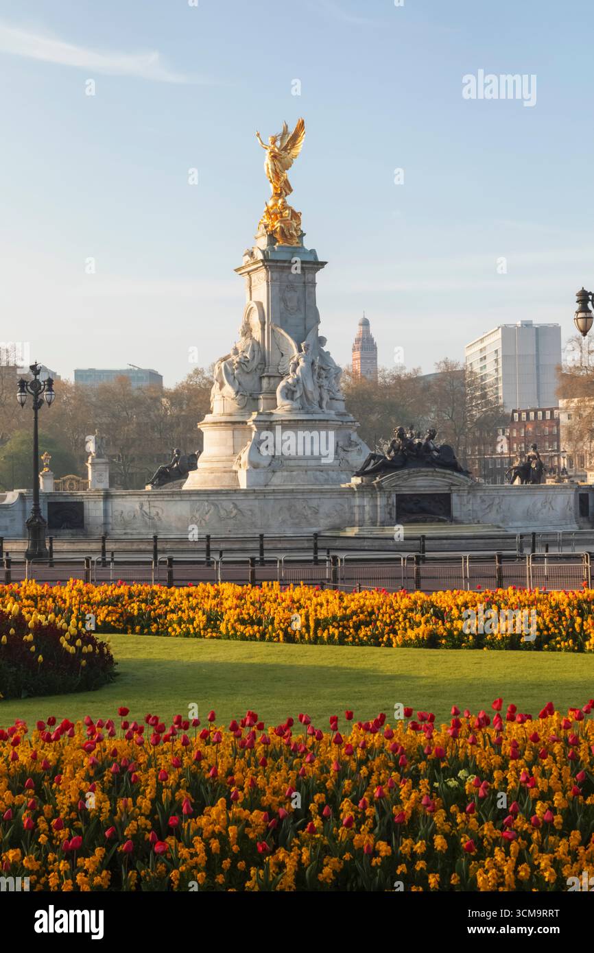 Angleterre, Londres, Queen Victoria Memorial et jardins Banque D'Images
