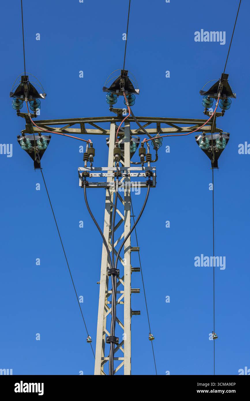 Électricité, pylône d'électricité, ligne électrique, old-fashioned, transition énergétique, durabilité Banque D'Images