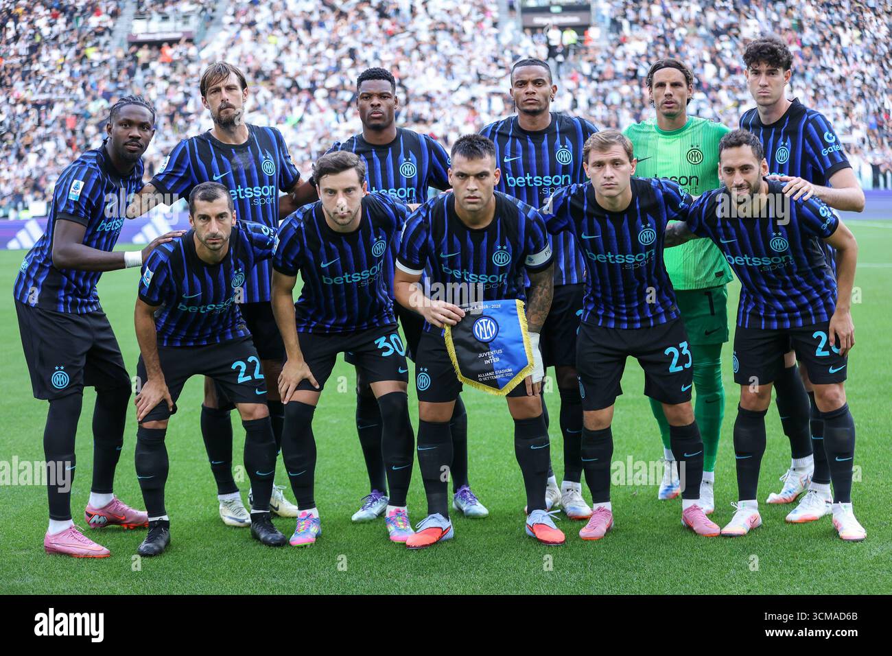Turin, Italie. 13 septembre 2025. Les joueurs de l'Inter ont vu lors du match de Serie A 2025/2026 entre la Juventus FC et l'Inter au stade Allianz. Score final Juventus FC 4 : 3 Inter. Crédit : SOPA images Limited/Alamy Live News Banque D'Images