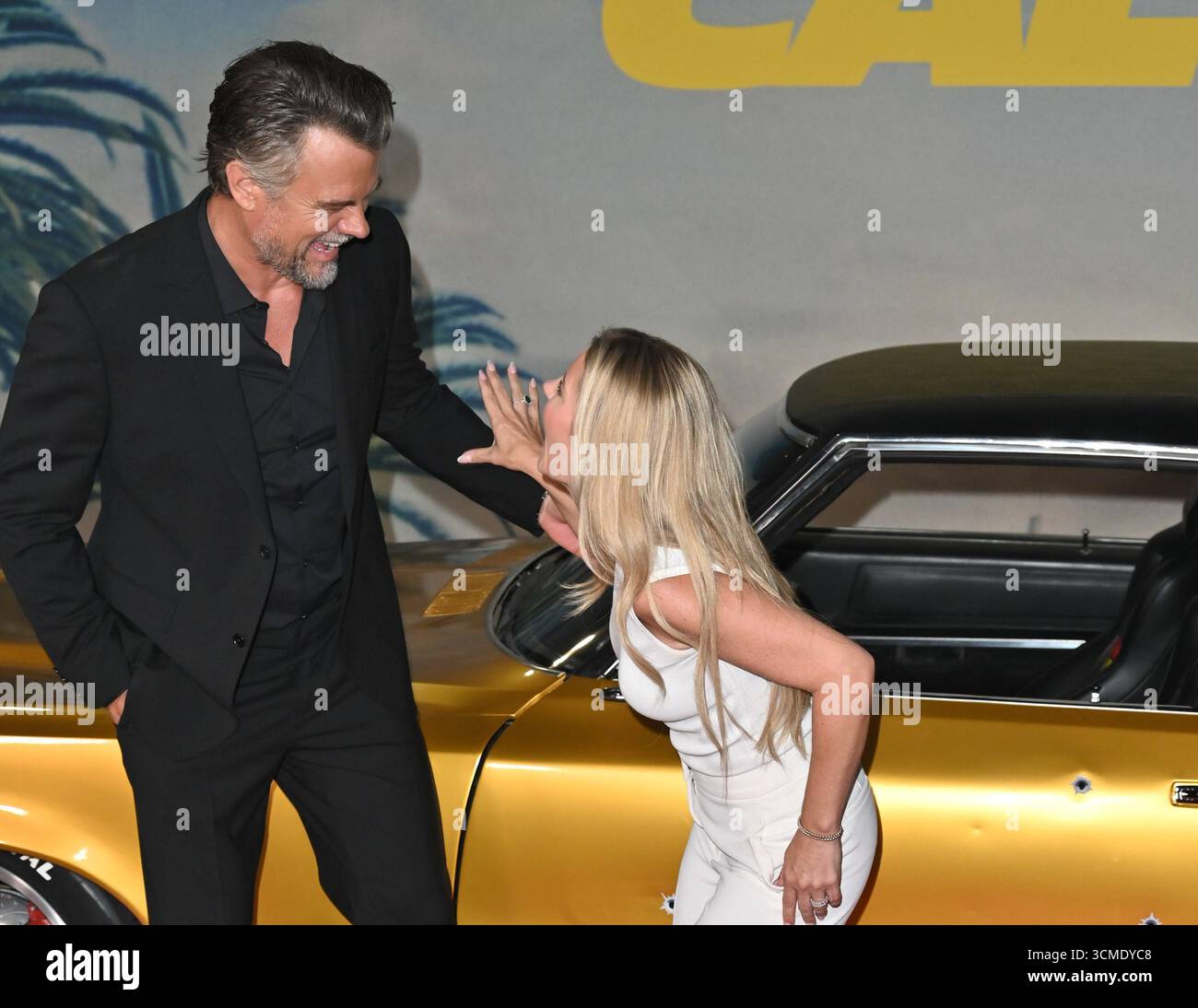 CA. 15 septembre 2025. Josh Duhamel, Elisha Cuthbert aux arrivées pour LONDRES CALLING Premiere, Harmony Gold Theater, Los Angeles, CA, 15 septembre, 2025. crédit : Michael Mattes/Everett Collection/Alamy Live News Banque D'Images