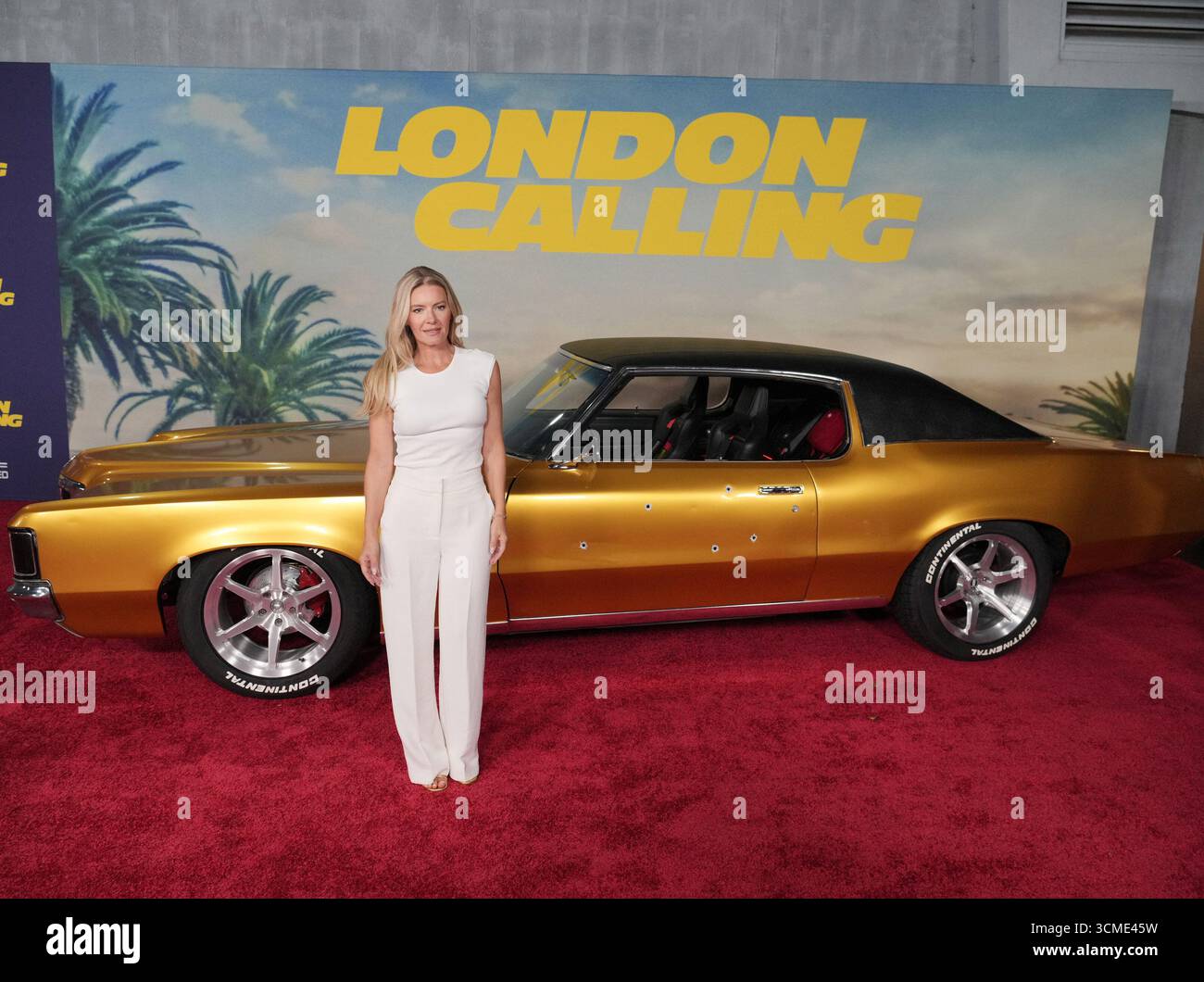 Los Angeles, États-Unis. 15 septembre 2025. Elisha Cuthbert arrive au LONDON CALLING Los Angeles Premiere qui a eu lieu à l'Harmony Gold à Los Angeles, CA le lundi, ?septembre 15, 2025. (Photo de Sthanlee B. Mirador/Sipa USA) crédit : Sipa USA/Alamy Live News Banque D'Images