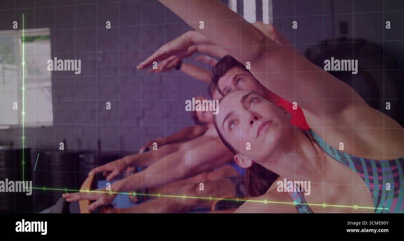 Étirement mi-femme adulte effectuant un étirement latéral dans un studio de fitness, avec anneau et mur de briques Banque D'Images