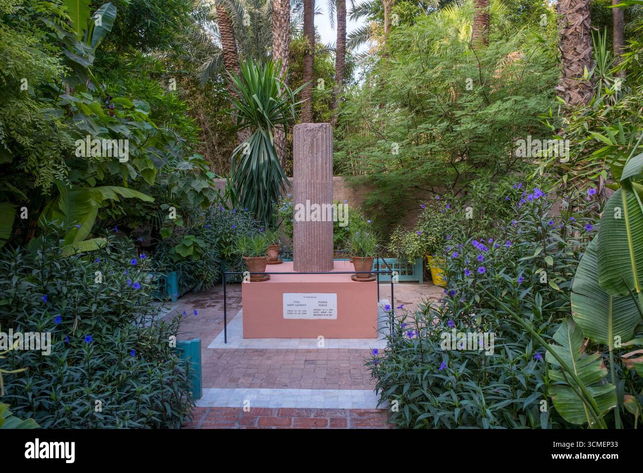 Mémorial à Yves Saint Lauren dans le jardin botanique Majorelle, Marrakech, Maroc Banque D'Images