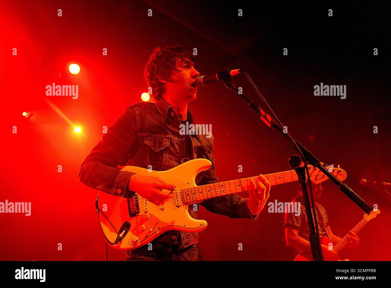 Arctic Monkeys participe à la tournée Shockwave NME Awards à Cardiff, le 11 février 2006 Banque D'Images Arctic Monkeys participe à la tournée Shockwave NME Awards à Cardiff, le 11 février 2006 Banque D'Images
