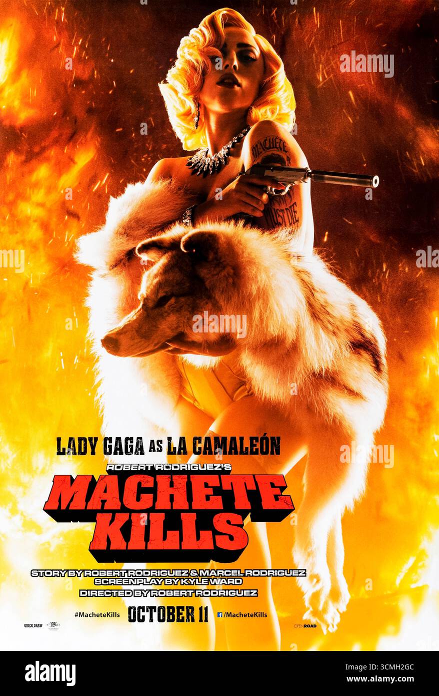 Machete Kills (2013) réalisé par Robert Rodriguez et mettant en vedette Lady Gaga dans le rôle de la Chameleon, une mystérieuse femme fatale dont la loyauté est aussi insaisissable que son identité. Photographie d'une affiche originale de 2013 personnages américains À USAGE ÉDITORIAL EXCLUSIF. Crédit : BFA / Open Road films Banque D'Images