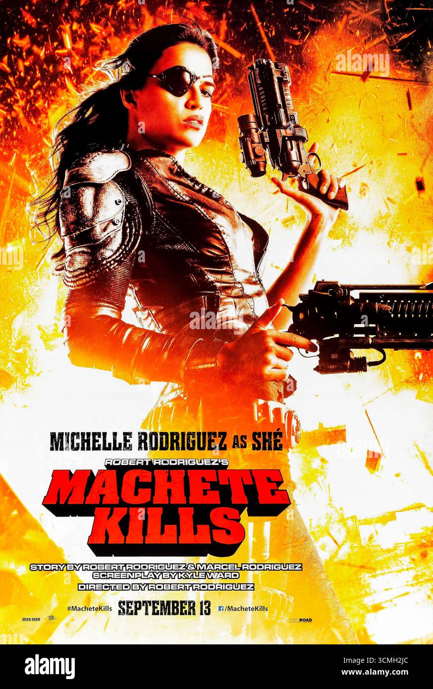 Machete Kills (2013) réalisé par Robert Rodriguez et mettant en vedette Michelle Rodriguez dans le rôle de Shé, un révolutionnaire borgne et opérateur de camion à tacos qui revient pour aider Machete à sauver le monde du chaos. Photographie d'une affiche originale de 2013 personnages américains À USAGE ÉDITORIAL EXCLUSIF. Crédit : BFA / Open Road films Banque D'Images Machete Kills (2013) réalisé par Robert Rodriguez et mettant en vedette Michelle Rodriguez dans le rôle de Shé, un révolutionnaire borgne et opérateur de camion à tacos qui revient pour aider Machete à sauver le monde du chaos. Photographie d'une affiche originale de 2013 personnages américains À USAGE ÉDITORIAL EXCLUSIF. Crédit : BFA / Open Road films Banque D'Images