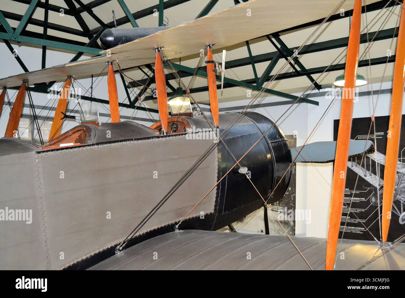 Avro 504 , collection du musée de la RAF ; composite de deux avions ! Banque D'Images