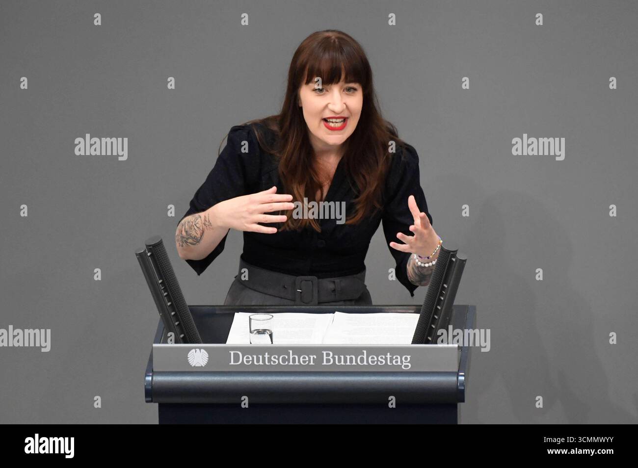 Heidi Reichinnek dans der 24. Sitzung des 21. Deutschen Bundestages im Reichstagsgebäude. Berlin, 17.09.2025 *** Heidi Reichinnek à la 24e session du 21 Bundestag allemand dans le bâtiment du Reichstag Berlin, 17 09 2025 Foto :XF.xKernx/xFuturexImagex bundestagssitzung24 5964 Banque D'Images