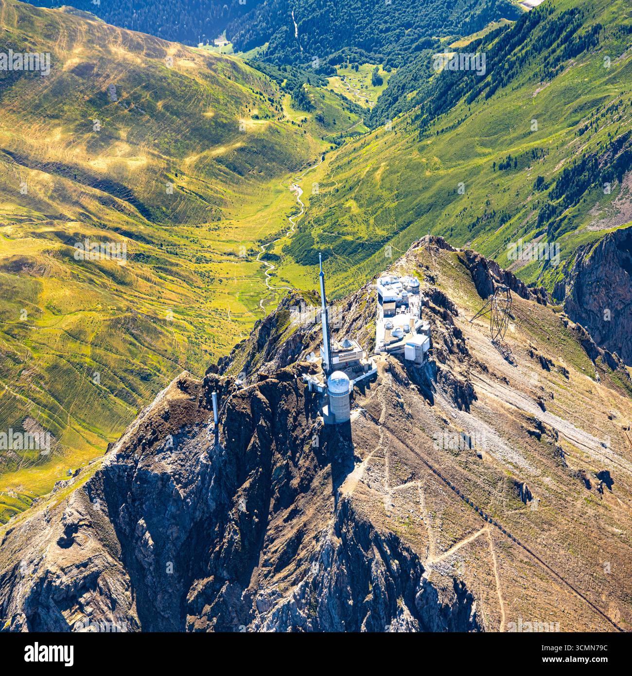 Montagnes des pyrénées françaises vues aériennes Banque D'Images
