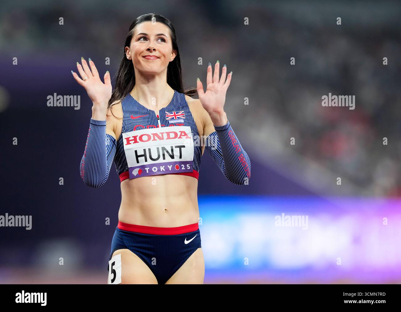 Amy Hunt de Grande-Bretagne après le Heat 5 du 200 m féminin le cinquième jour des Championnats du monde d’athlétisme 2025 au Japan National Stadium, Tokyo. Date de la photo : mercredi 17 septembre 2025. Banque D'Images