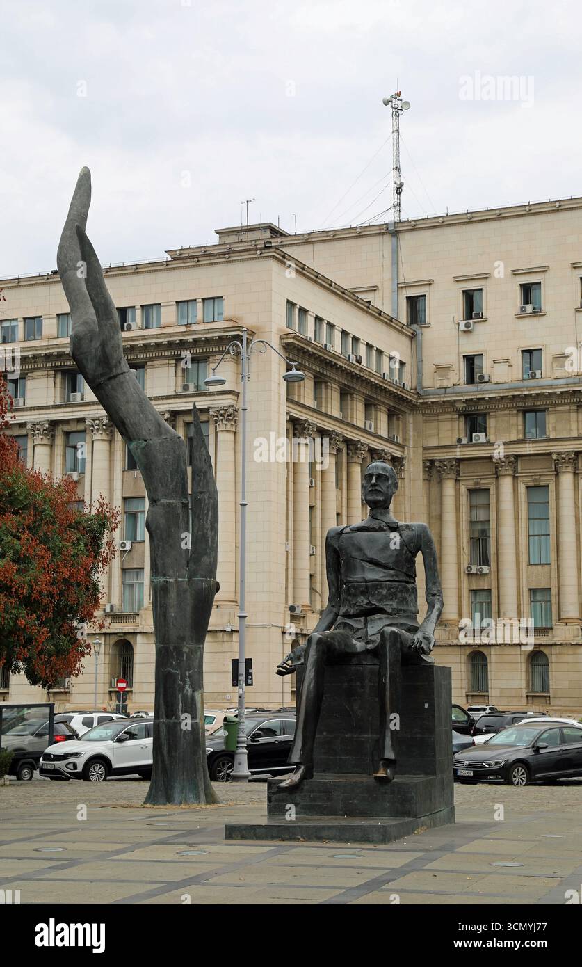 Œuvre d'art commémorative à la place de la Révolution à Bucarest Banque D'Images