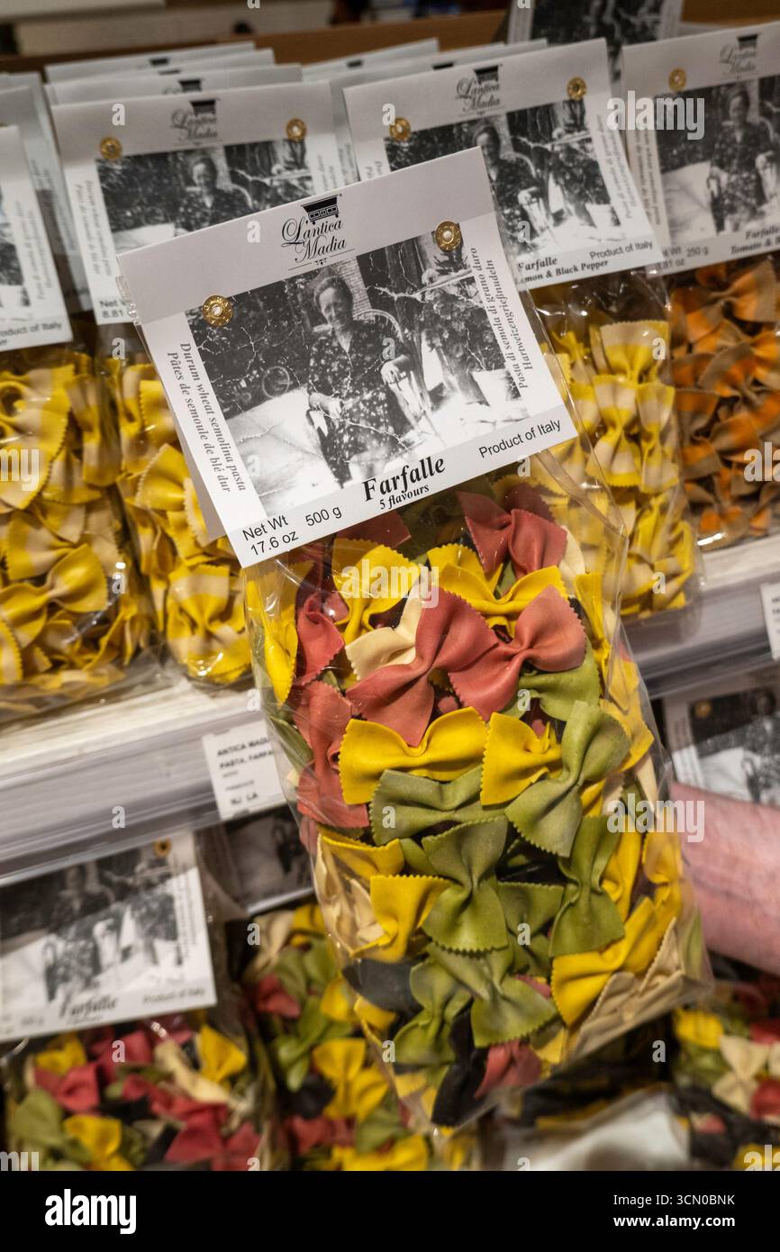 Eataly Italian Marketplace est un magasin populaire dans le Flatiron District, New York City, USA 2025 Banque D'Images