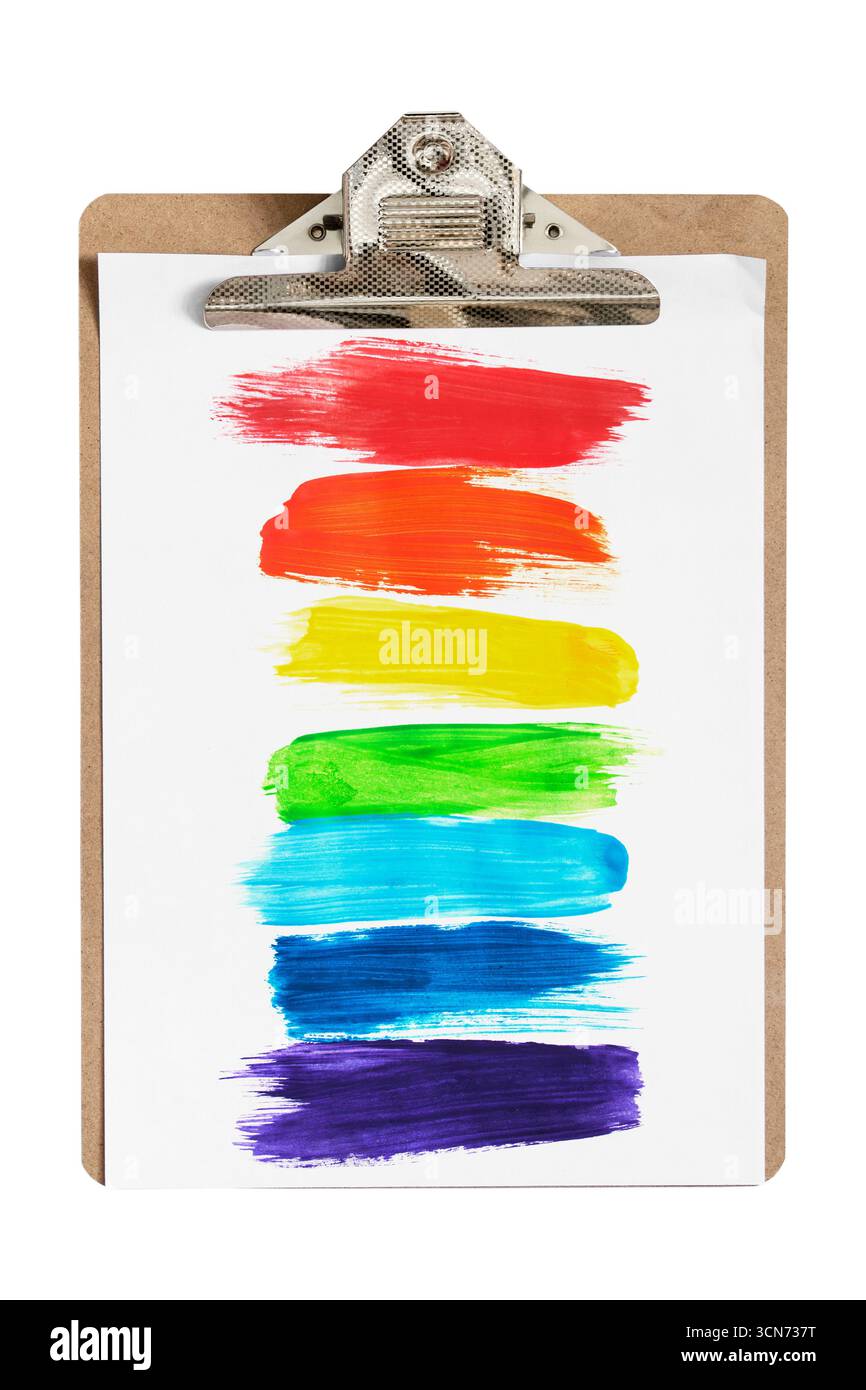 Couleurs arc-en-ciel traits de peinture dessinant sur le presse-papiers isolé sur blanc Banque D'Images