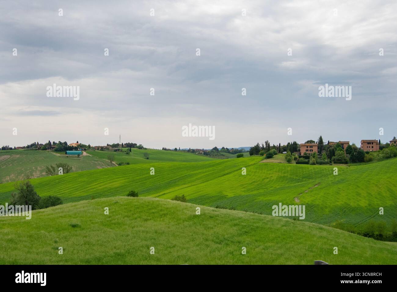 Une vue panoramique sur le chemin de Sienne. Banque D'Images