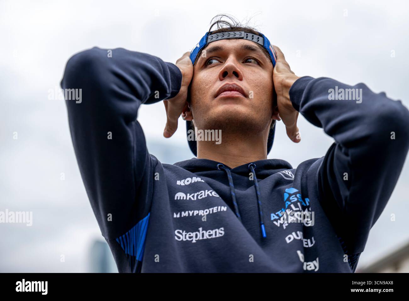Bakou, Azerbaïdjan, 19 septembre 2025, Alex Albon, thaïlandais, concourt pour Williams Racing. La pratique du Grand Prix d'Azerbaïdjan 2025, qui se déroule à Bakou, Azerbaïdjan. Crédit : Michael Potts/Alamy Live News Banque D'Images