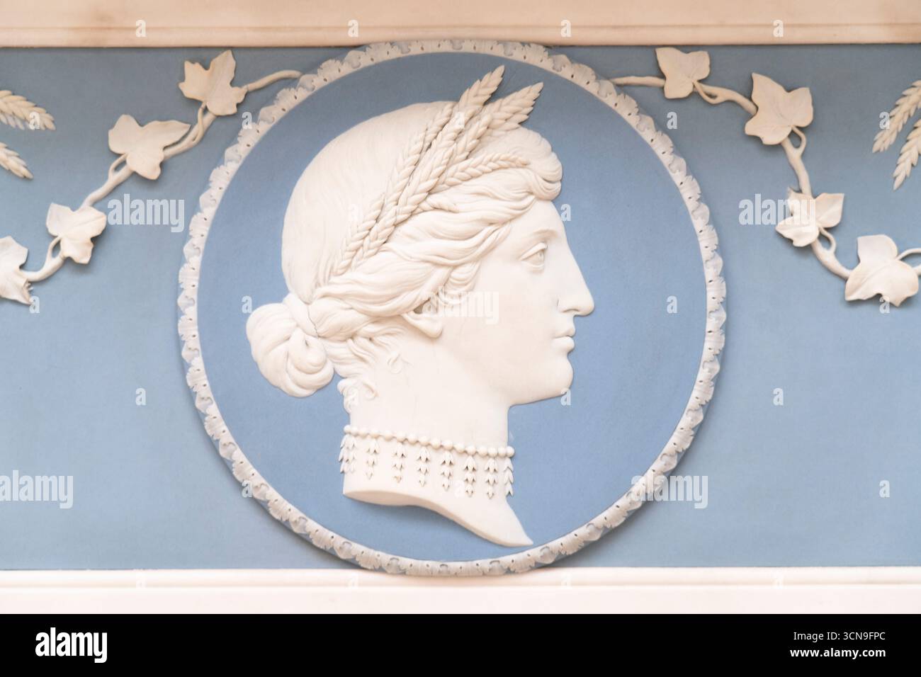 Tête de Ceres en marbre et jaspe bleu par Wedgwood à la Lady lever Art Gallery, Port Sunlight, Royaume-Uni Banque D'Images