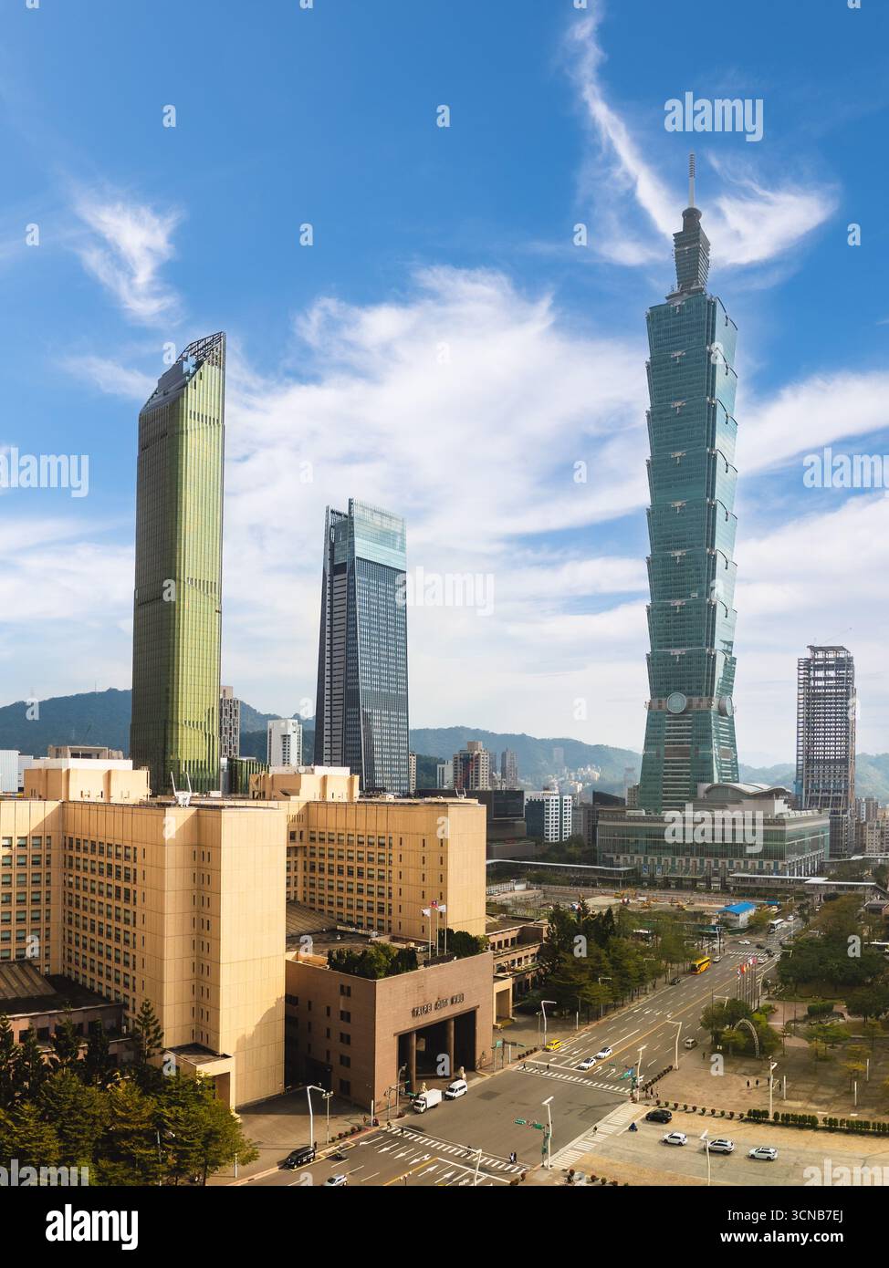 Vue aérienne de la ville de Taipei avec la tour Taipei 101 à Taiwan Banque D'Images