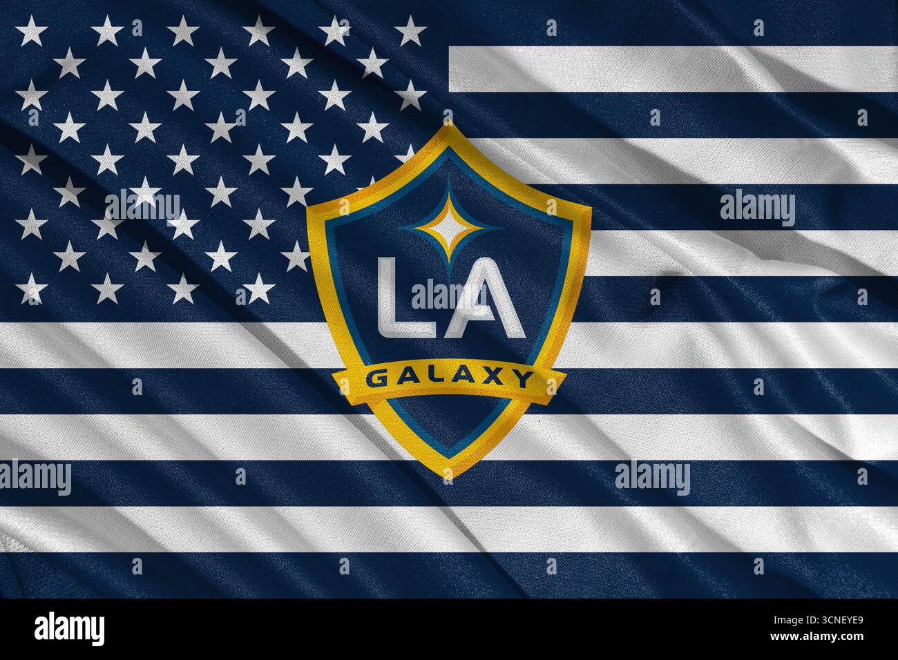 Pringsewu, Lampung ; 21 septembre 2025 ; la texture ondulée du tissu sur le logo du club de football LA Galaxy dans la Major League Soccer (MLS) Banque D'Images