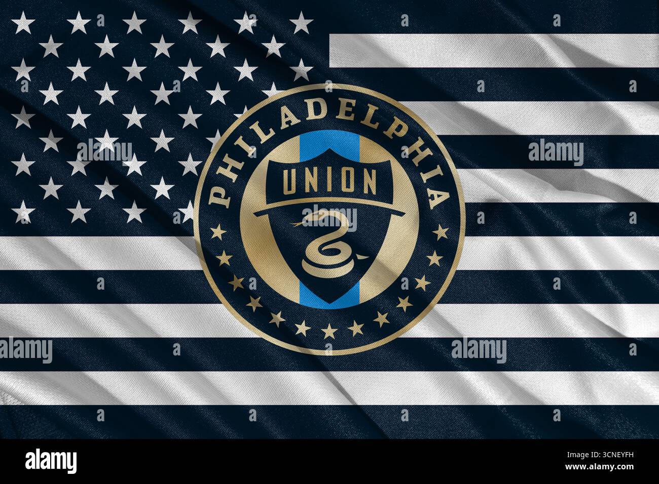 Pringsewu, Lampung ; 21 septembre 2025 ; la texture ondulée du tissu sur le logo du club de football de Philadelphia Union en Major League Soccer (MLS) Banque D'Images