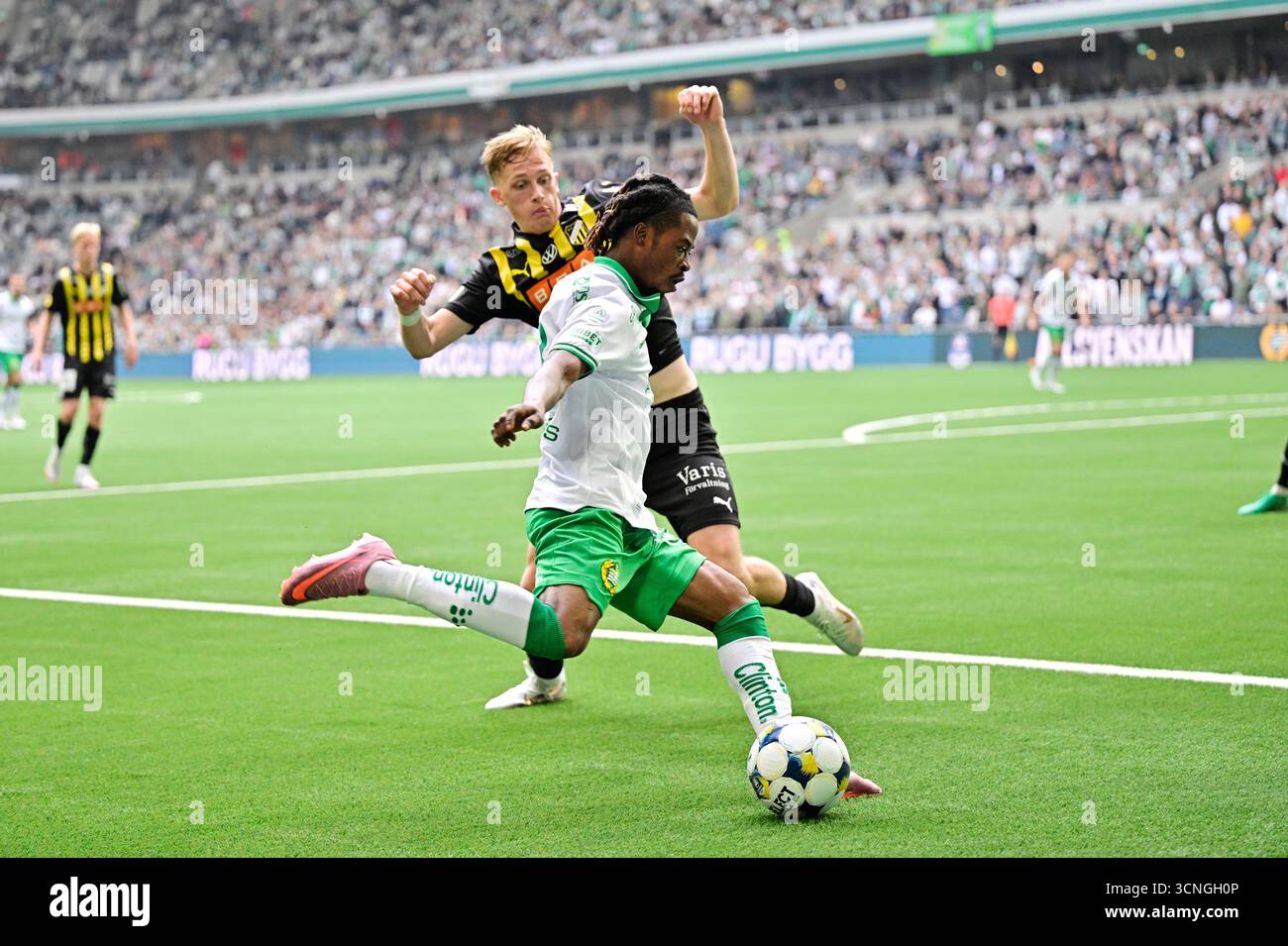 Stockholm, Sverige. 21 septembre 2025. STOCKHOLM, SVERIGE 20250921Hammarbys Frank Junior Agyei och Häckens Olle Samuelsson Under söndagens fotbollsmatch i allsvenskan mellan Hammarby och BK Häcken på 3Arena. Foto : Magnus Lejhall/TT/Kod 10658 crédit : TT News Agency/Alamy Live News Banque D'Images Stockholm, Sverige. 21 septembre 2025. STOCKHOLM, SVERIGE 20250921Hammarbys Frank Junior Agyei och Häckens Olle Samuelsson Under söndagens fotbollsmatch i allsvenskan mellan Hammarby och BK Häcken på 3Arena. Foto : Magnus Lejhall/TT/Kod 10658 crédit : TT News Agency/Alamy Live News Banque D'Images