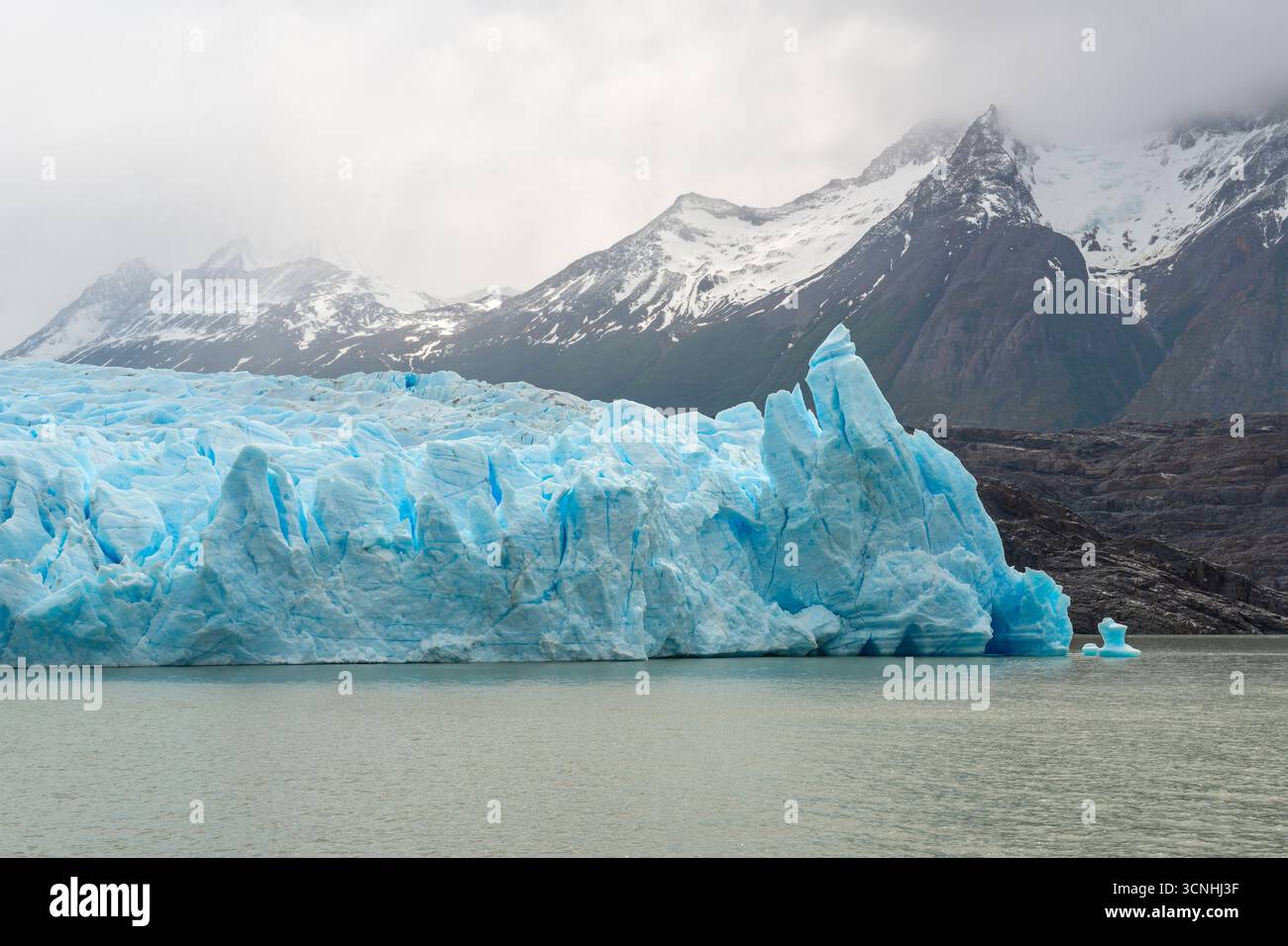 Glacier gris, parc national Torres del Paine, Patagonie, Chili. Banque D'Images