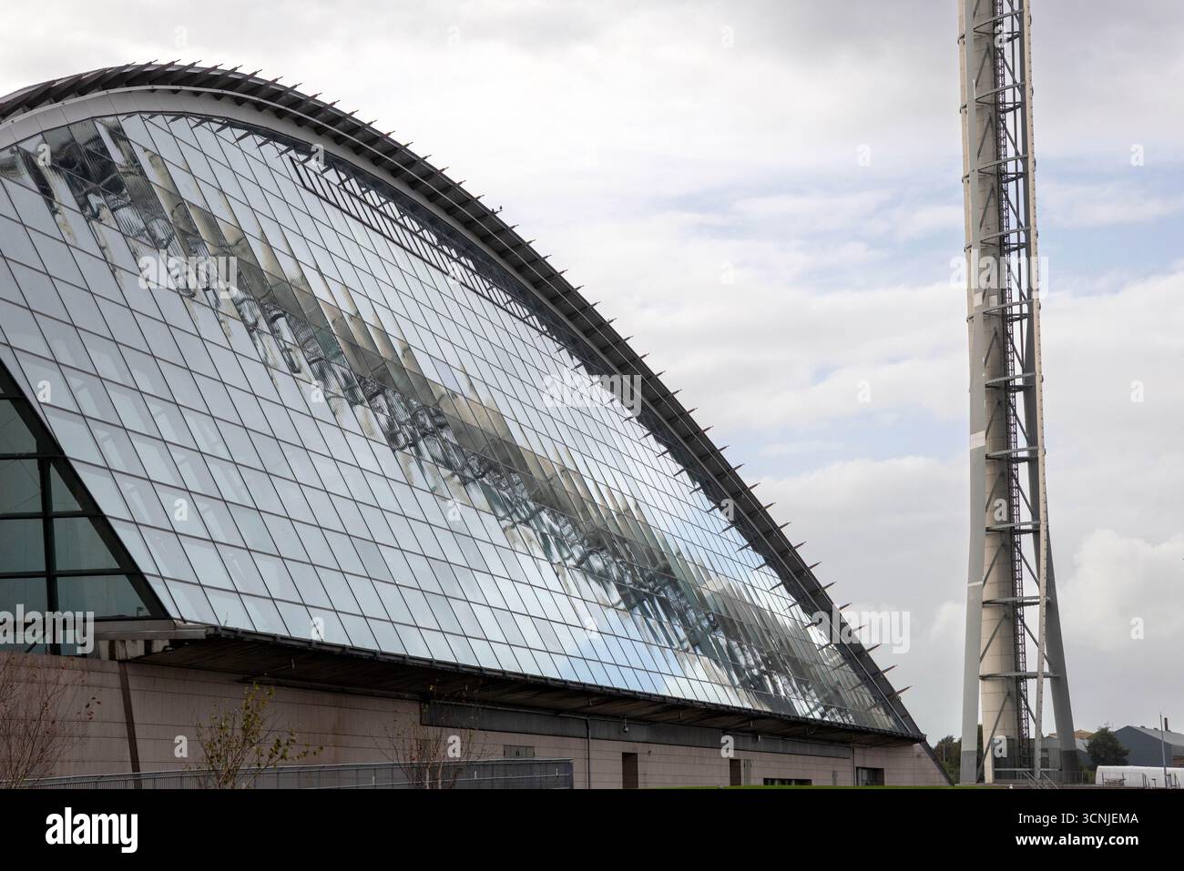 Glasgow Science Centre et Glasgow Tower, sur les rives de la rivière Clyde Banque D'Images