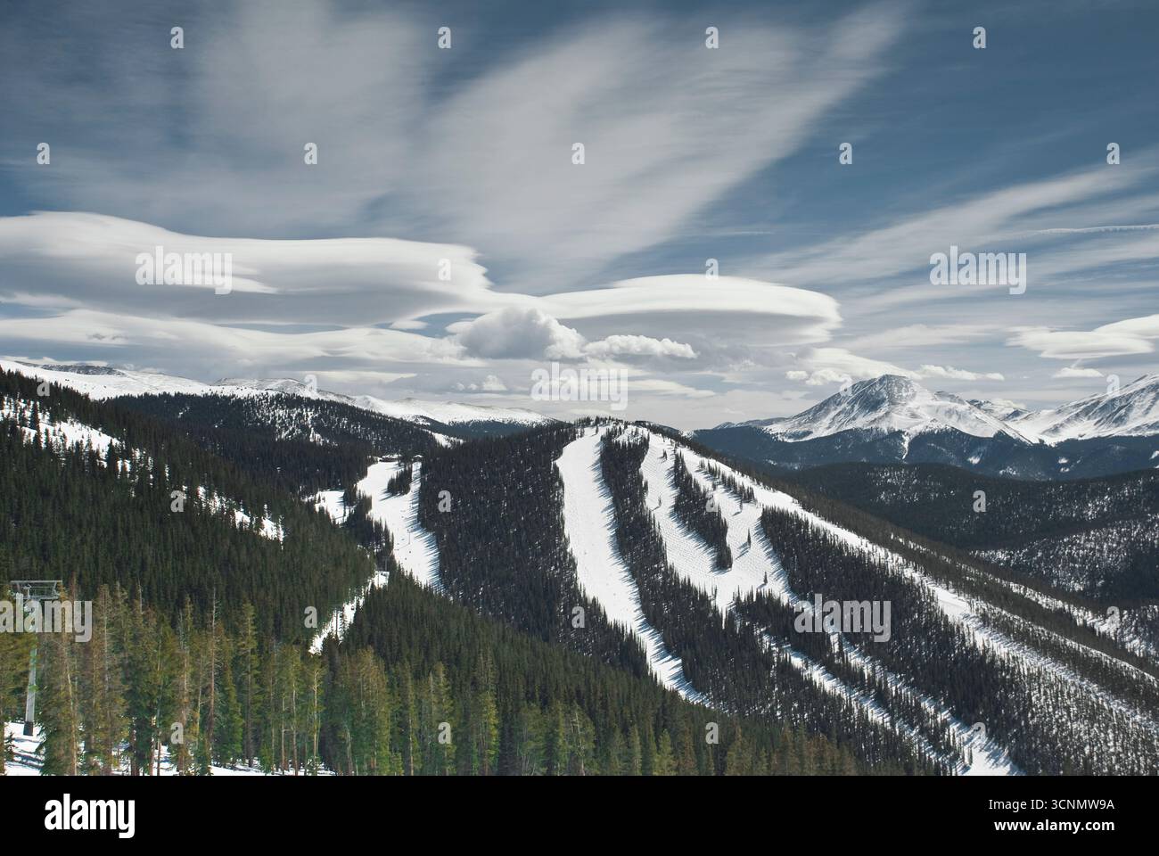 Nuages au-dessus de North Peak à Keystone Resort Banque D'Images