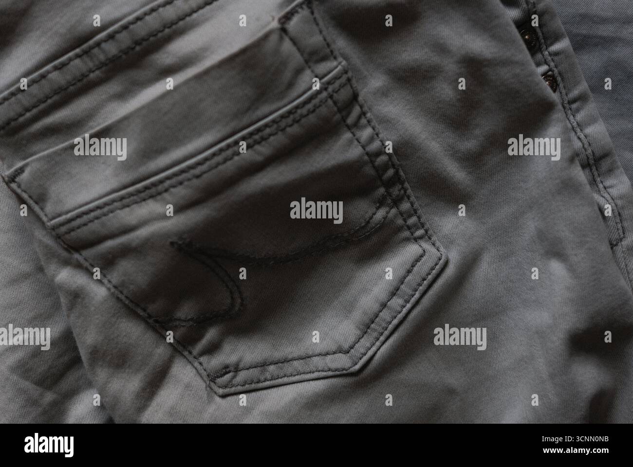 gros plan sur les détails de jeans vintage denim gris Banque D'Images