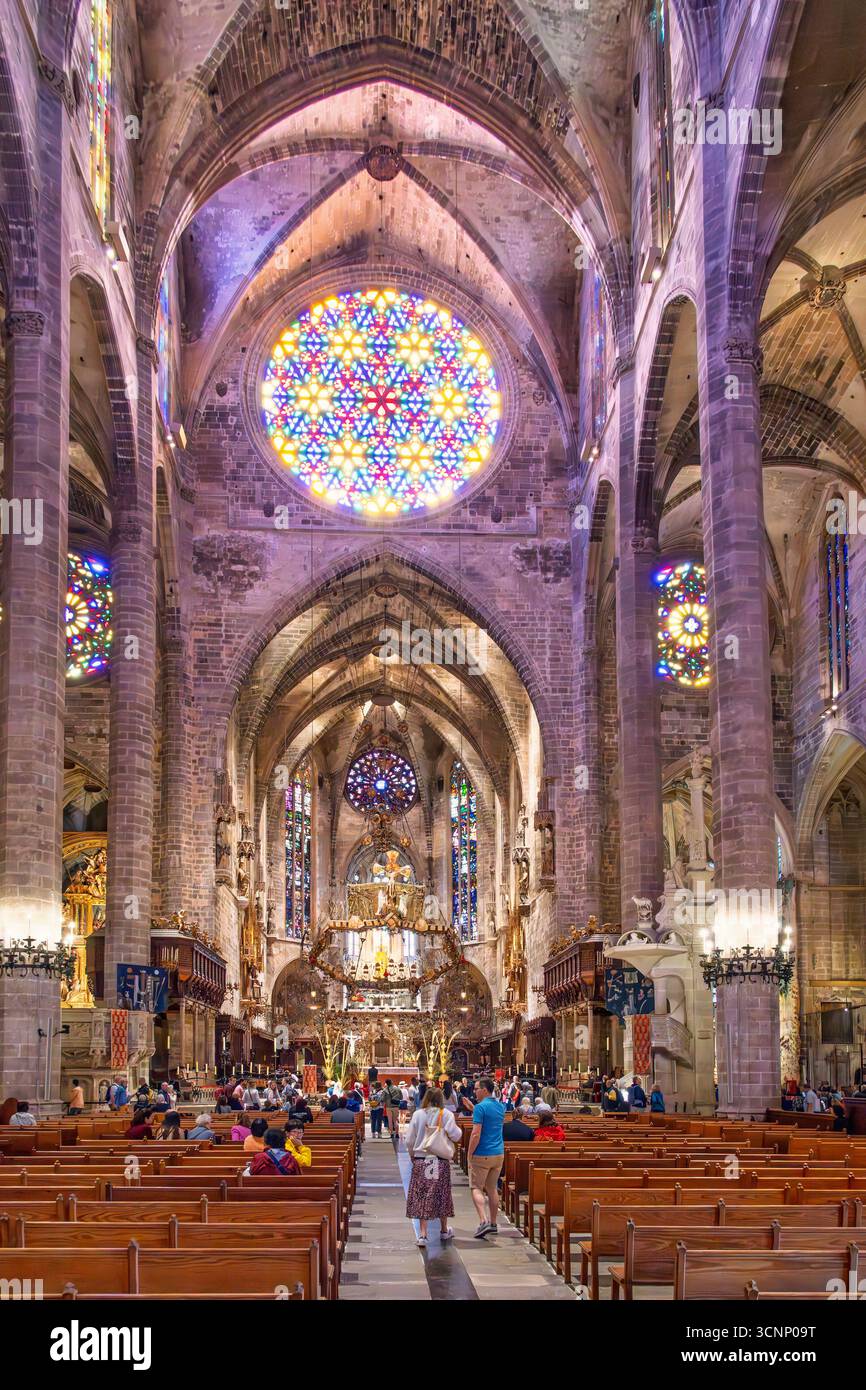 Vue à l'intérieur dans la cathédrale de Palma Banque D'Images