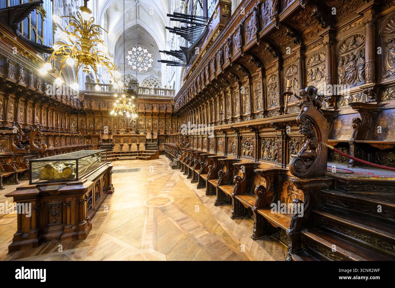 Stalles de chœur plateresque Renaissance de Felipe Bigarny dans la cathédrale Sainte-Marie de Burgos, dans la vieille ville de Burgos, Castille y Léon, Nord Banque D'Images