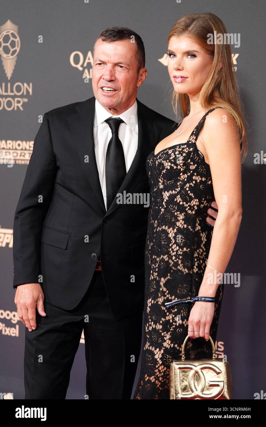 Lothar Matthaus et Theresa Sommer arrivant à la cérémonie de remise des prix ballon d'Or 2025, au Théâtre du Châtelet à Paris. Date de la photo : lundi 22 septembre 2025. Banque D'Images