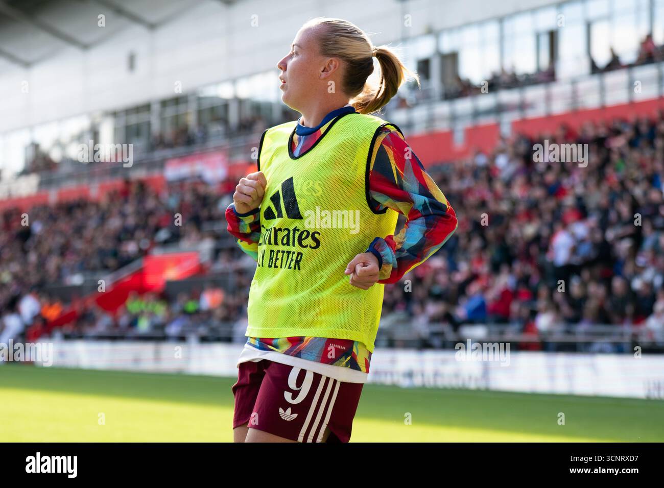 Manchester United Women v Arsenal Women’s Super League LEIGH, ANGLETERRE -21 septembre 2025 : Beth Mead pendant le match entre Manchester United et Arsenal au Leigh Sports Village le -21 septembre 2025 à Leigh, Angleterre. Banque D'Images