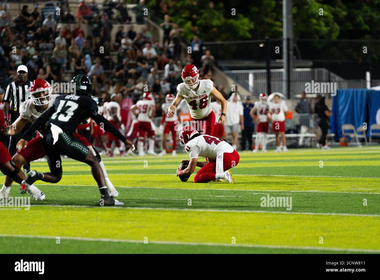 Dylan Lynch clame un field goal de 27 yards pour sceller la tête de Fresno State dans la victoire grossière sur Hawaï Banque D'Images Dylan Lynch clame un field goal de 27 yards pour sceller la tête de Fresno State dans la victoire grossière sur Hawaï Banque D'Images