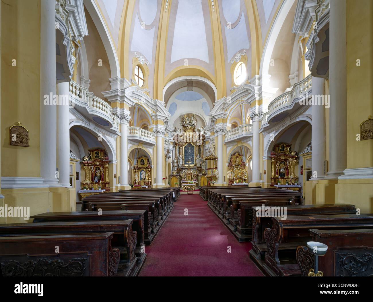 Église Sainte-Marie-Madeleine dans l'architecture baroque, intérieur, intérieur, vieille ville, spa, source de guérison, santé, minéral, eau minérale, maladie, Karlovy Banque D'Images