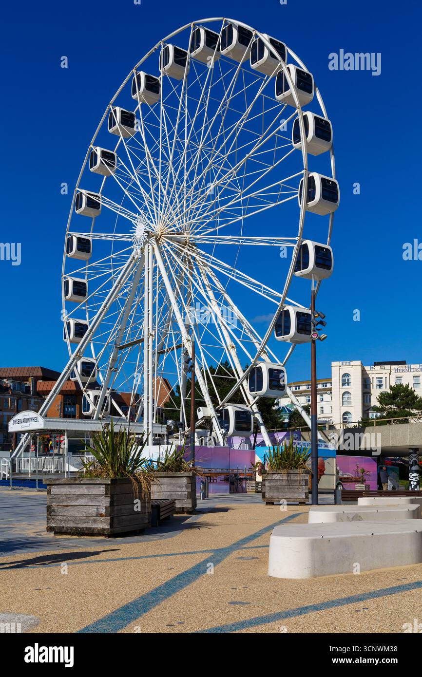 Roue d'observation à Pier Approach, Bournemouth, Dorset UK en septembre Banque D'Images