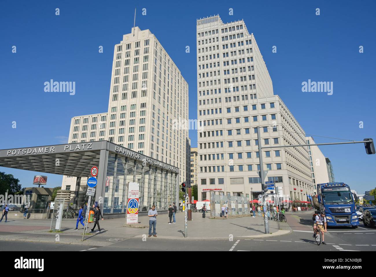 Bahnhof, Hotel Ritz Carlton, Beisheim Center, Potsdamer Platz, Tiergarten, Mitte, Berlin, Allemagne Banque D'Images